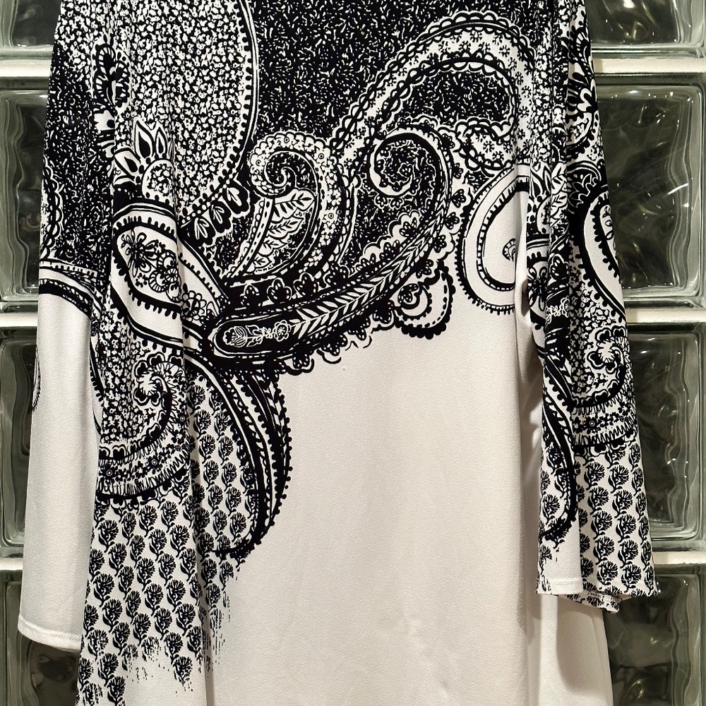 Women’s Size 3 Chicos Top